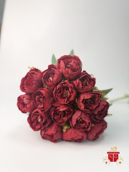 احمر