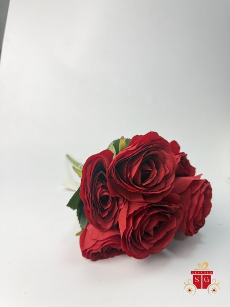 احمر