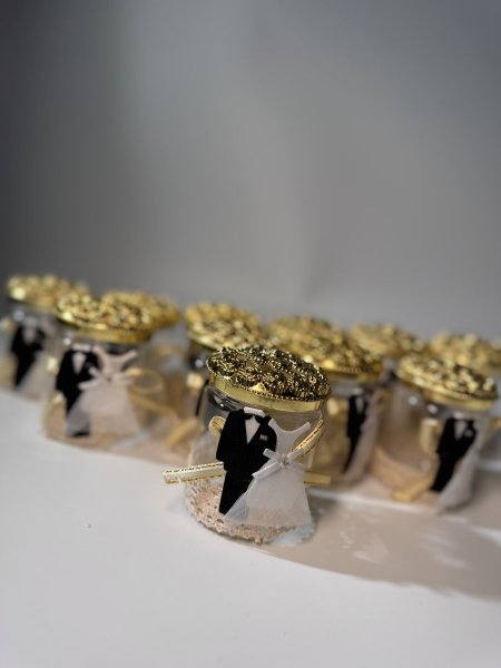 توزيعة أعراس (عريس وعروس)