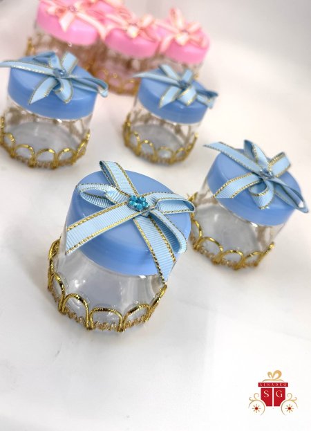 توزعية بيبي مع زنار ذهبي