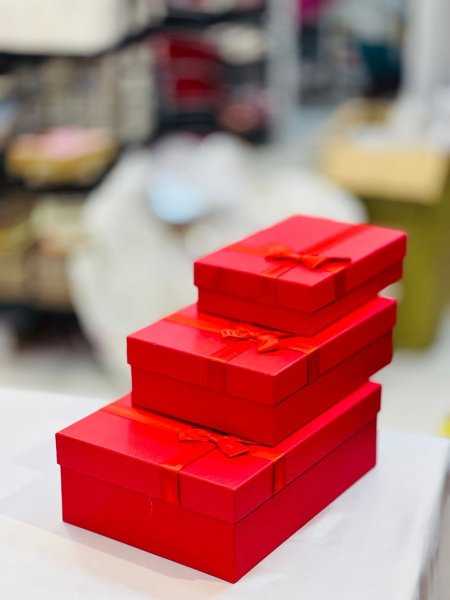 صندوق 3 قطع مربع سادة مع ببيونة2