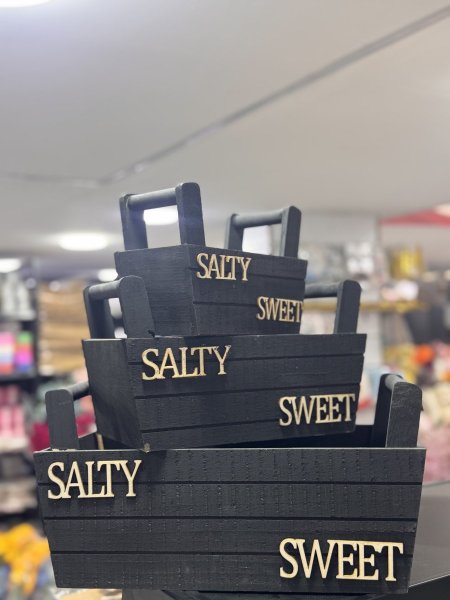 صندوق خشب 3 قطع بدون ايد