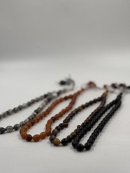 مسبحة بلاستيك مدور وسط