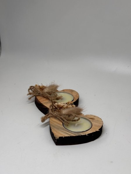 علب توزيعات قلب مع شمعة