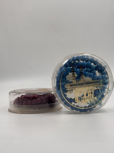 مسبحة معطرة مع علبة