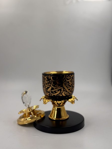 مباخر مميزة مع نقشة اندلسي