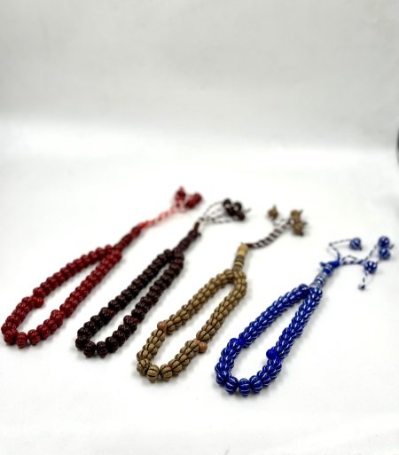 مسبحة رجالي مع نقشة مميزة