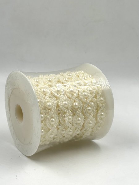 رول بانيل مع خرز بلاستيك اوف وايت 25 متر