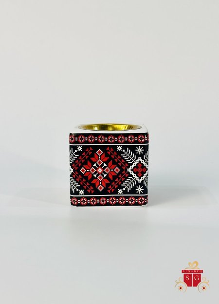 نقشة اسود واحمر