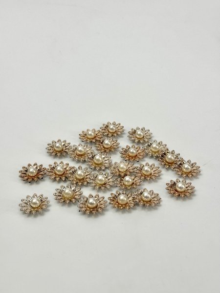 اكسسوار توزيعات شكل وردة مع ستراس نحاسي